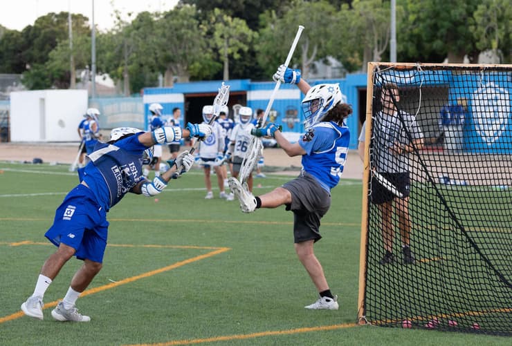 "המשחק פשוט, צריך להכניס את הכדור לשער" 
