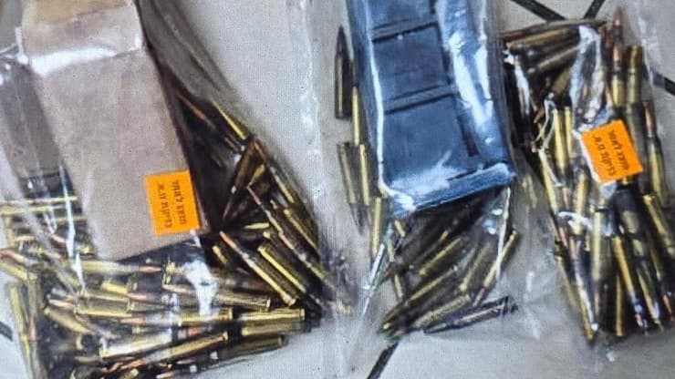 צילום: דוברות המשטרה אב ובן נעצרו בחשד לתכנון מספר פיגועים נגד כוחות הביטחון