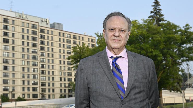 "השמות המועמדים לנהל את עזה הם אנשים מעזה". בחבח (צילום: AP Photo/Jose Juarez) בישארה בחבח איש עסקים פלסטיני אמריקני