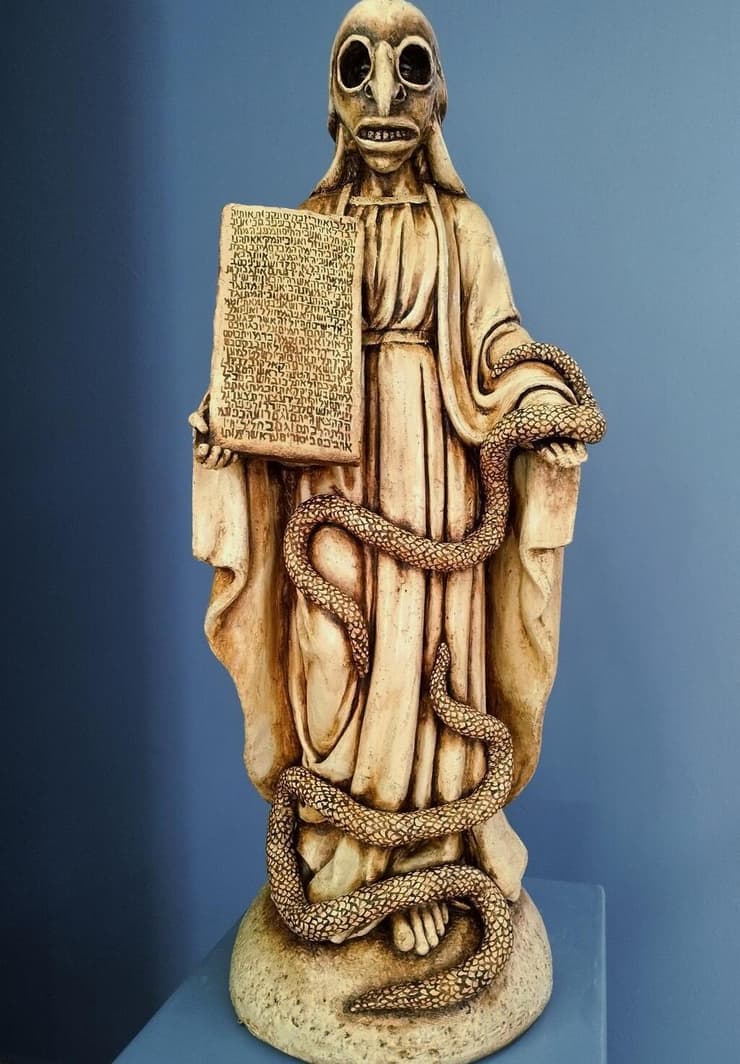 מתוך התערוכה "דעת הנחש הקדמוני" במשכן לאמנות עין חרוד 