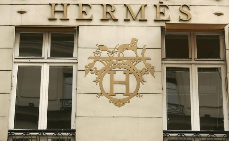 חנות של הרמס בפריז