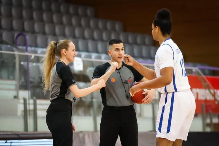 נטלי גליוק בזמן משחק (צילום: מנהלת ליגת העל לנשים ) נטלי גליוק בזמן משחק