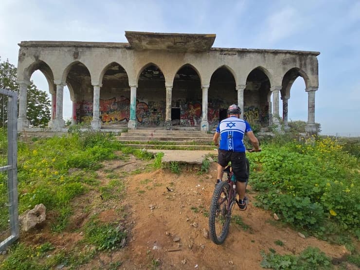 מסלולי רון בפלמחים, לאורו של רון בנימין ז"ל