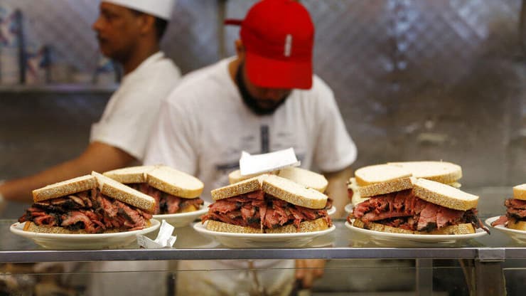 מסעדת כץ בניו יורק