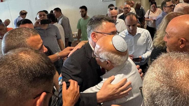 גדעון סער לראשונה במרכז הליכוד אחרי 5 שנים