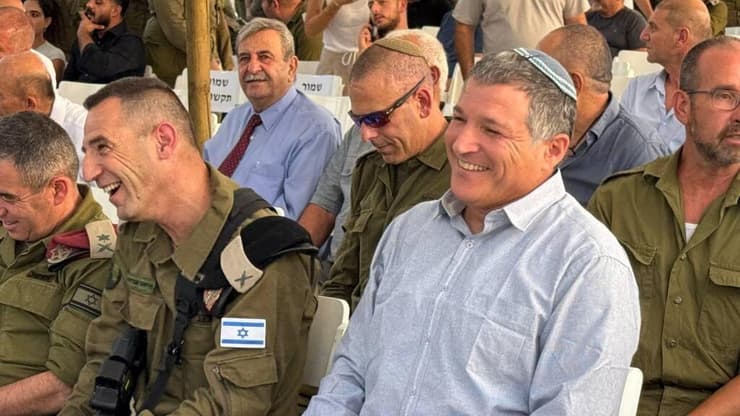 דוד זיני בטקס חילופי מפקד פיקוד הצפון