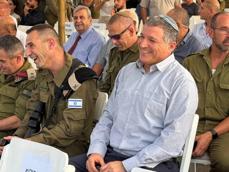 דוד זיני בטקס חילופי מפקד פיקוד הצפון