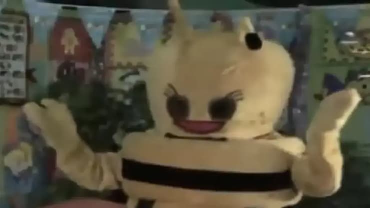 הדבורה נהול, מתוך "חלוצי המחר" (צילום מסך, יוטיוב) מתוך "חלוצי המחר"