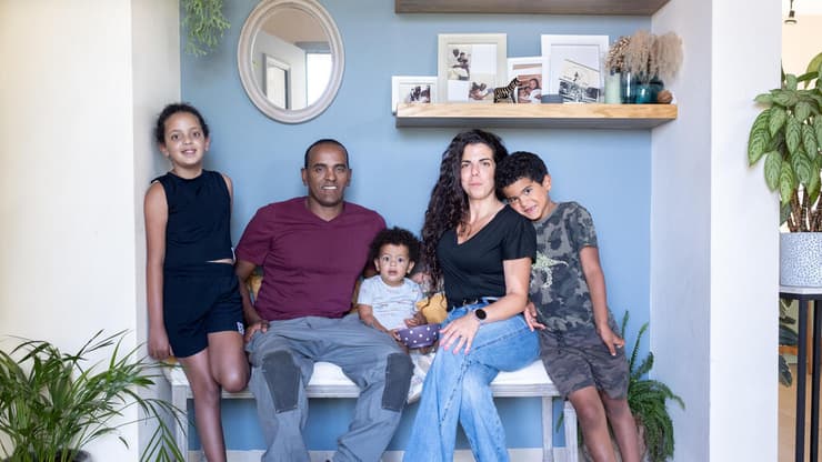 משפחת ביאדגלין (צילום: אסי חיים) משפחת ביאדגלי