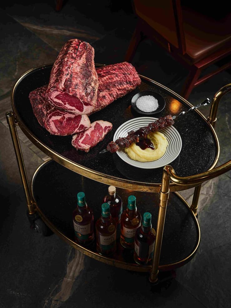 סטייק ב״שגב דיינר״ (צילום: גיל אבירם) שגב דיינר