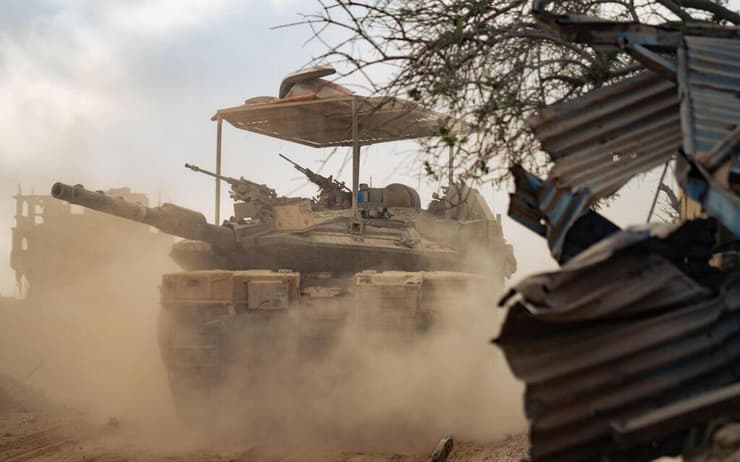 צילום: דובר צה"ל פעילות כוחות אוגדה 99 בפאתי העיר עזה