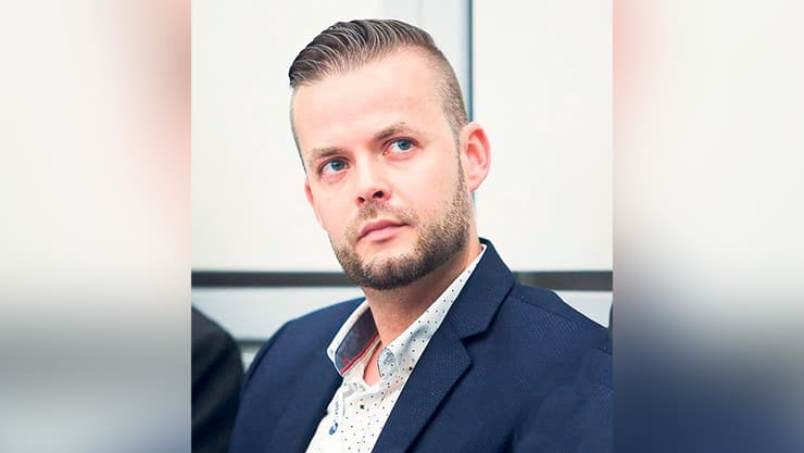 טום אלכסנדרוביץ