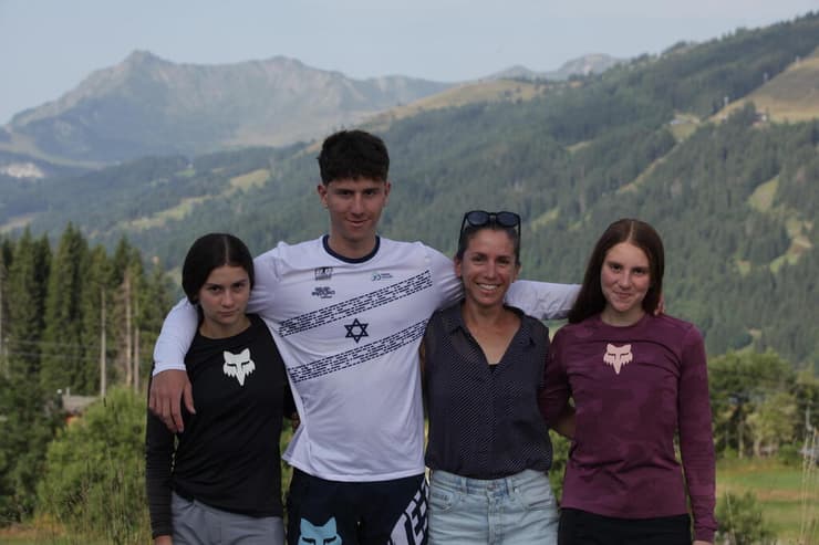 משפחת דנון אופניים