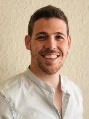 אמיר אטינגר