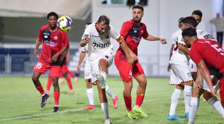 סתיו ישראלי מרחיק (חגי מיכאלי) סתיו ישראלי מרחיק