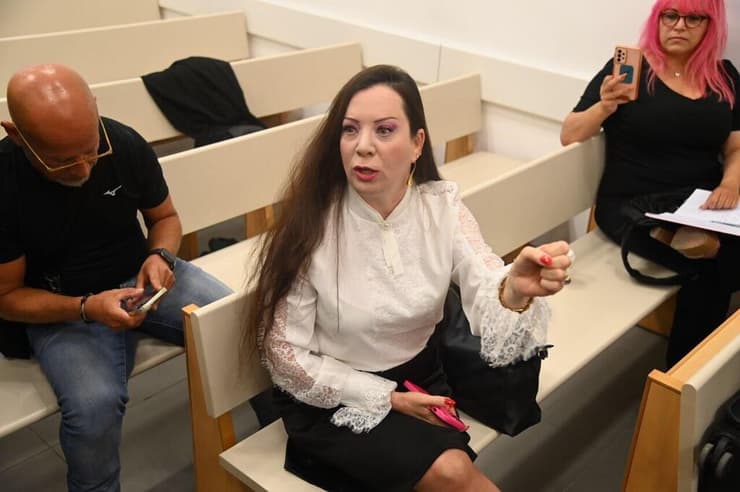 הדהדה קונספירציה, טענה לרדיפה פוליטית - ותשתתף בוועדה הרגישה (צילום: יאיר שגיא) גוטליב מסרבת להתפנות מהדיון