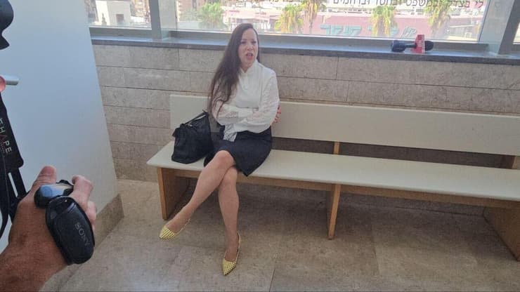 "הוא קצין במילואים, זו תעודת עניות לכנסת ולנציגים שלנו". גוטליב במחוזי בלוד (צילום: יאיר שגיא) גוטליב מסרבת להתפנות מהדיון