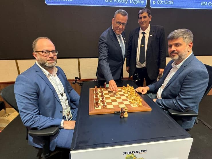 משה ליאון וצביקה ברקאי אליפות הפותחה בשחמט