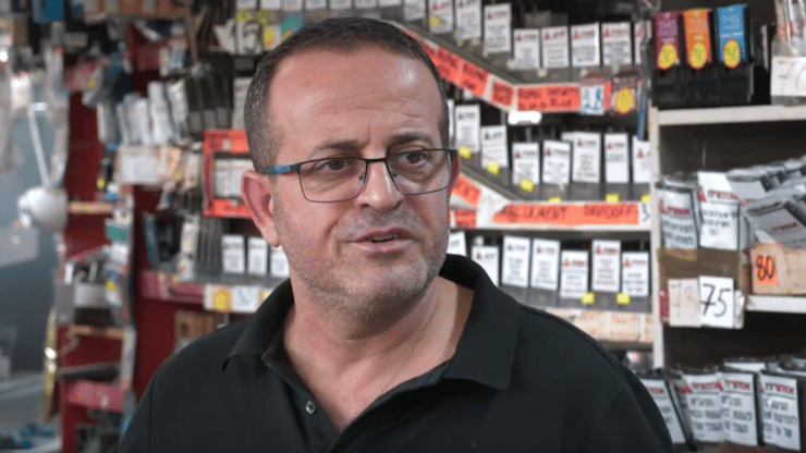 יגאל ואלון עזריא