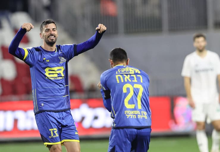 שלומי אזולאי. תוספת כוח