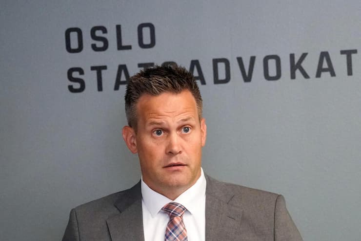 התובע הנריקסבו. "מעשים שמותירים צלקות והורסים חיים" (צילום: NTB/Jonas Fæste Laksekjon via REUTERS) נורבגיה תובע סטורלה הנריקסבו כתב אישום נגד בנה של יורשת העצר מריוס בורג הויבי