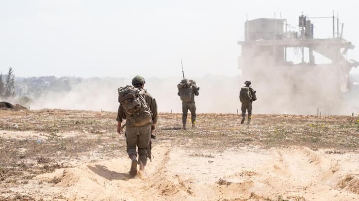 בדרך לתמרון נוסף בעזה. כוחות צה"ל ברצועה (צילום: דובר צה"ל) פעילות צה"ל ברצועה