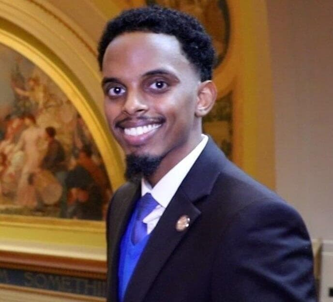 ראש העיר הבא? עומאר פתאח (מתוך ויקיפדיה) עומאר פתאח מועמד דמוקרטי רץ לראשות העיר מיניאפוליס ב מינסוטה