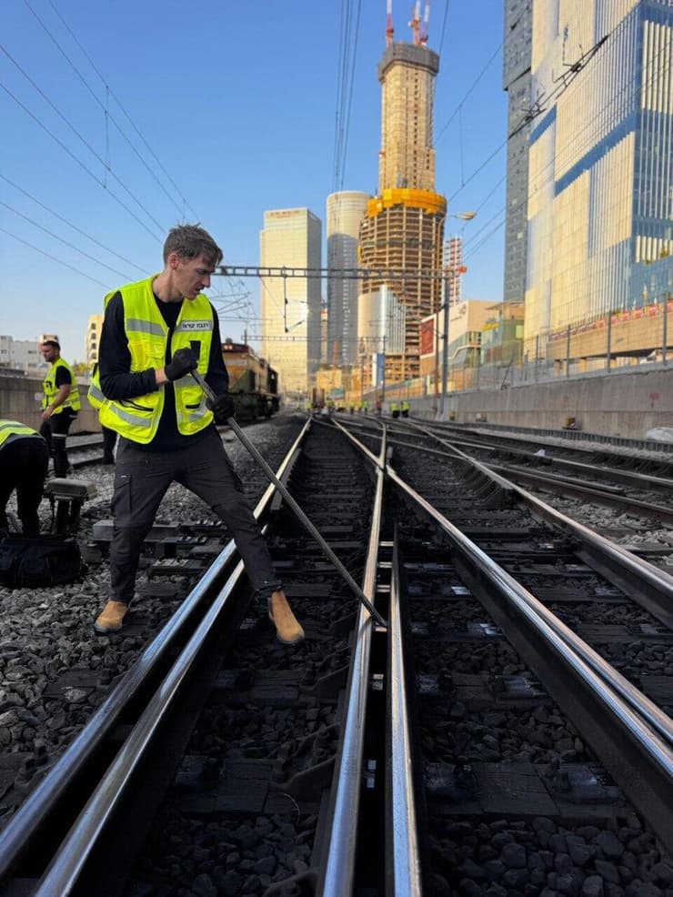 צילום: רכבת ישראל עבודות בטיחות ברכבת השלום