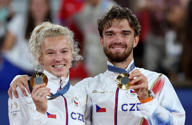 הביאו זהב - ולא חזרו להיות ביחד. קטרינה סיניאקובה ותומאס מחאק (צילום: Clive Brunskill/Getty Images) קטרינה סיניאקובה ותומאס מחאק