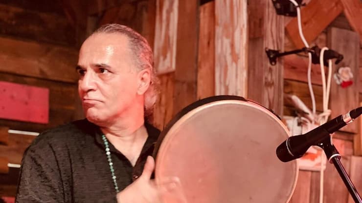 המוזיקאי אמיר שאהסר