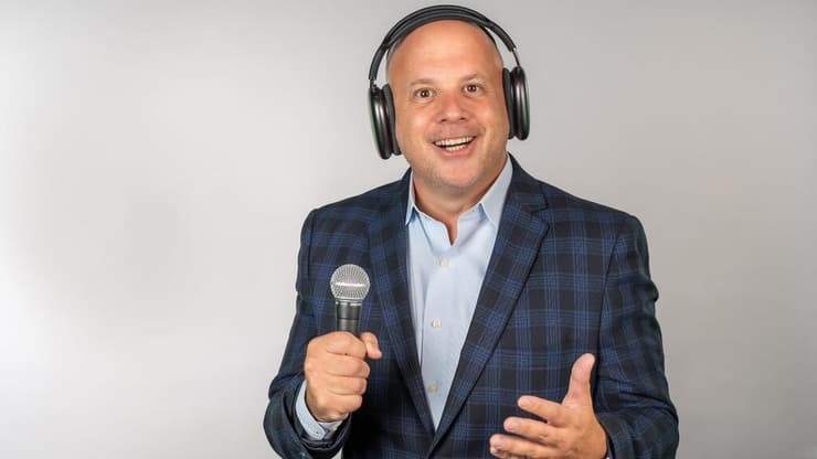 מנחם טוקר (צילום: יוסי פונס) מנחם טוקר