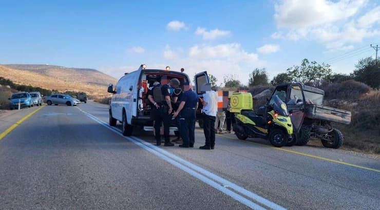 תיעוד מהזירה, אתמול (צילום: תיעוד מבצעי מד"א) זירת הירי סמוך לצומת גדעון