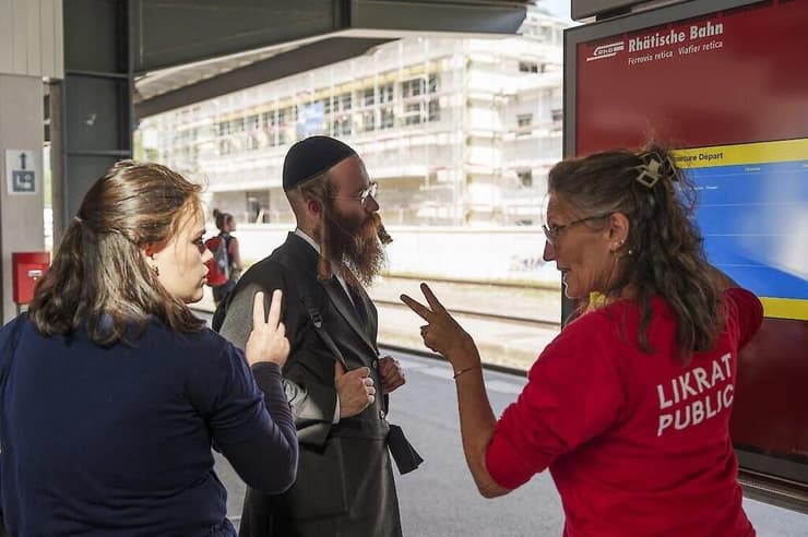 הסברה גם בתחנת הרכבת