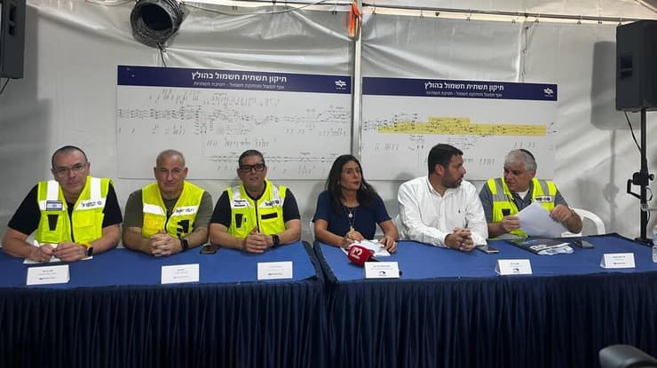 מסיבת עיתונאים עם מירי רגב ומנכ״ל משרד התחבורה משה בן זקן