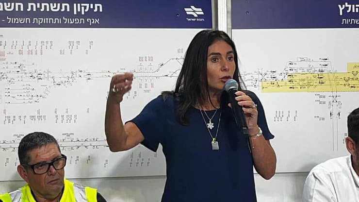 מסיבת עיתונאים עם מירי רגב