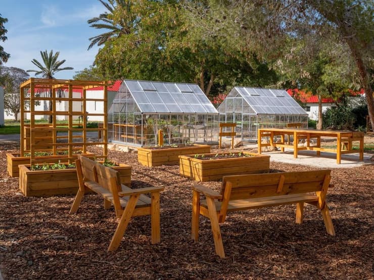 מתחם ערוגות גידול