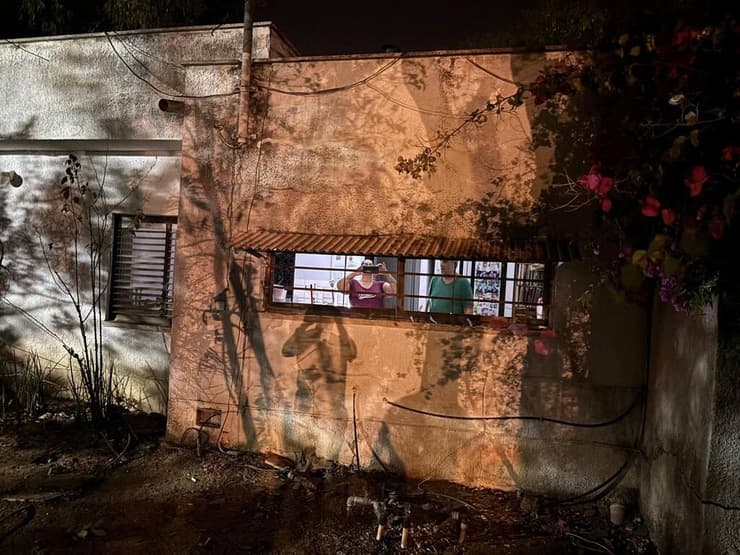 ביתה של חתומי, גינתון