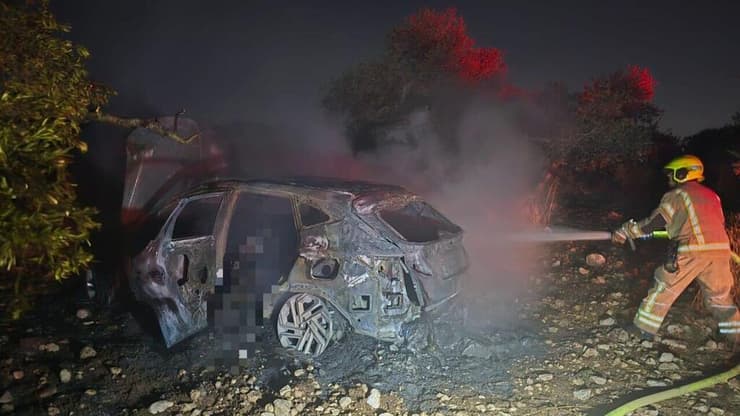 שתי גופות אותרו ברכב בוער ביער חורשים