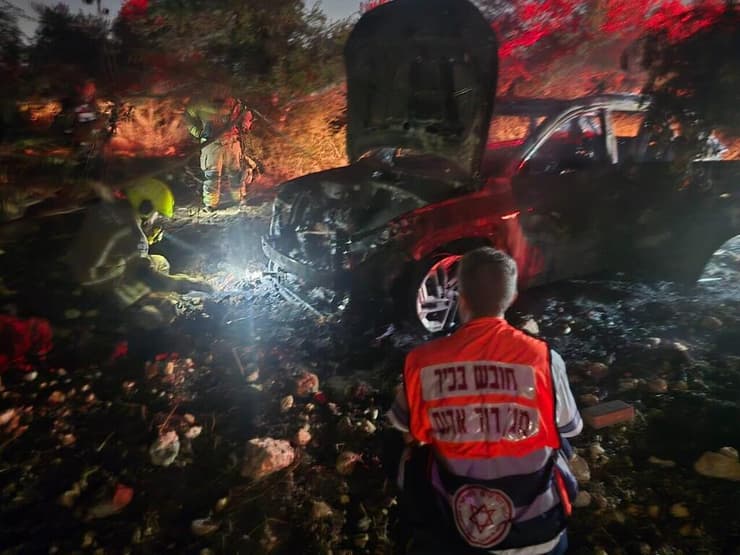 שתי גופות אותרו ברכב בוער ביער חורשים