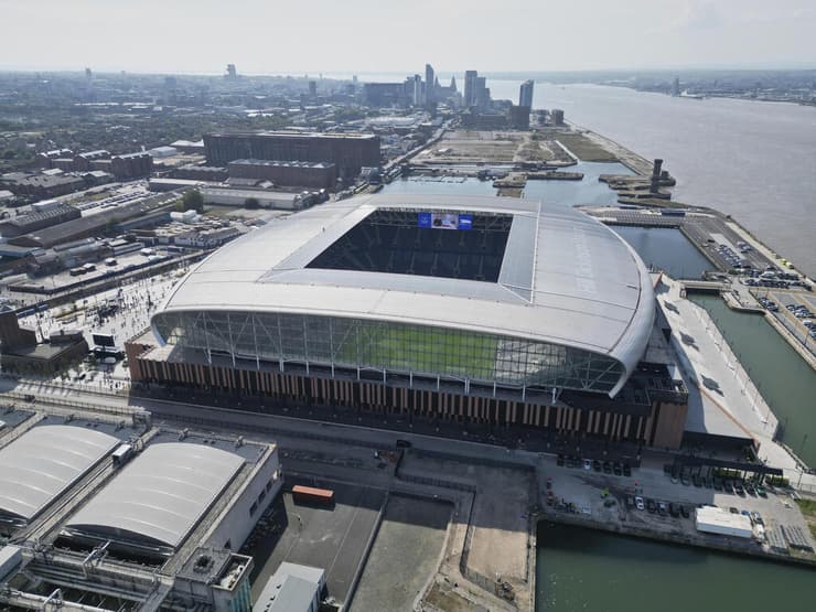 היל דיקינסון