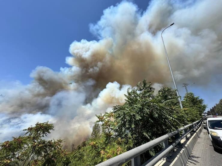 שריפה בכביש 1