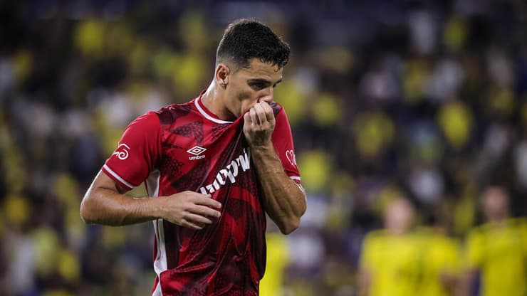 עומד בפני שיא מועדון. דן ביטון (צילום: עוז מועלם) שחקן הפועל באר-שבע דן ביטון