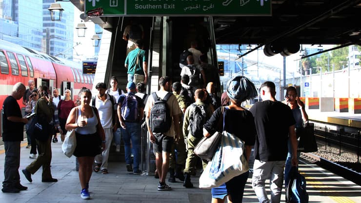 תחנת רכבת השלום בת"א חוזרת לפעילות לאחר ימים ארוכים בהם הייתה סגורה