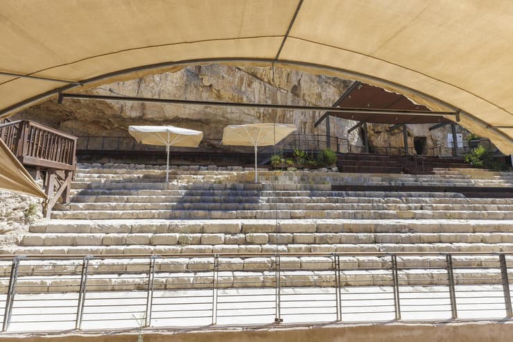 מדרגות בריכת השילוח (צילום: אליהו ינאי, עיר דוד) מדרגות בריכת השילוח