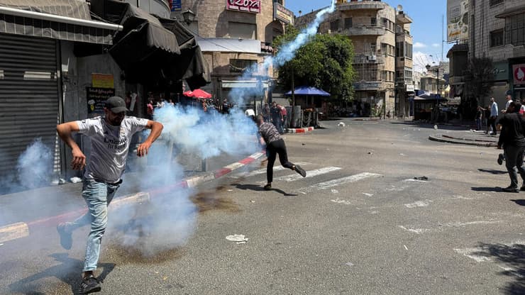  עימותים בין פלסטינים לכוחות צה"ל ברמאללה
