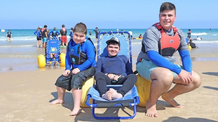 מימין: עידן קפלן, עדי גולדשמידט ודניאל סטדלר. "לא הייתי מתחלף עם אף אחד" (צילום: דנה קופל) מימין: עידן קפלן, עדי גולדשמידט ודניאל סטדלר