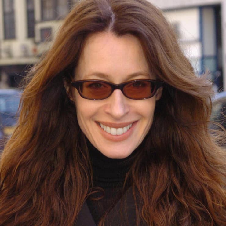 טיילר טומסון, יורשת מיליונים מקנדה