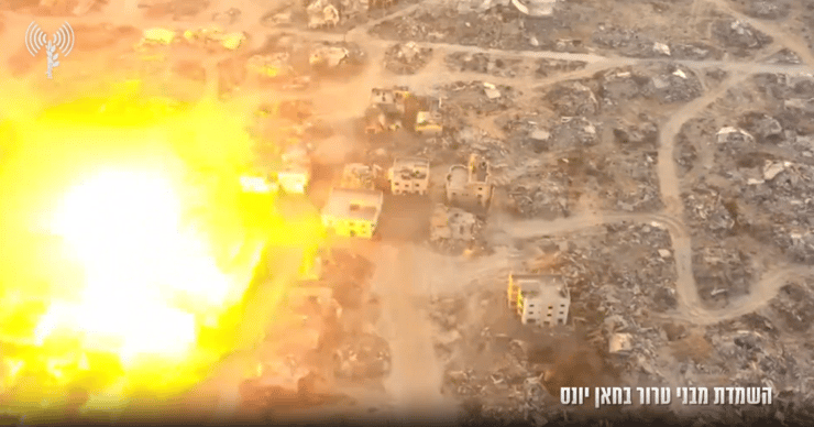 מתוך התיעוד: השמדת מבני טרור בחאן יונס (צילום: דובר צה"ל) השמדת מבני טרור בחאן יונס