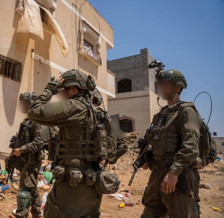 צילום: דובר צה"ל צוות הקרב של חטיבת הצנחנים בלחימה בחאן יונס