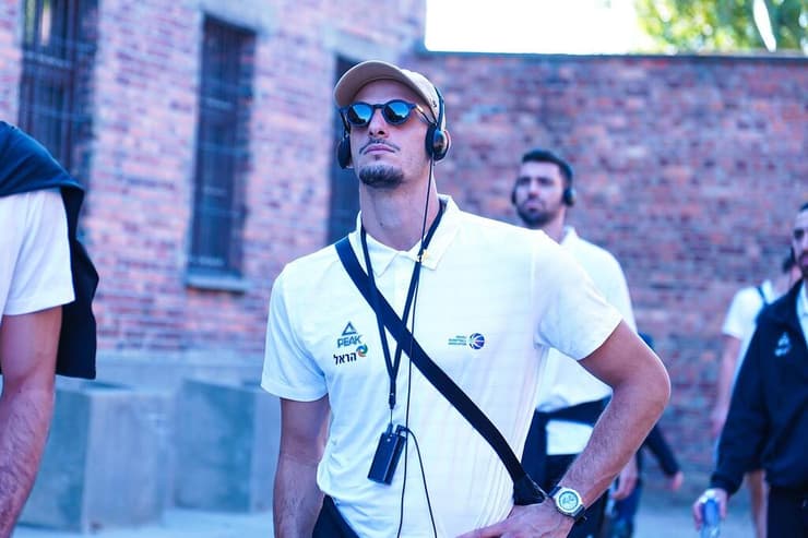 צילום: איגוד הכדורסל נבחרת ישראל באושוויץ